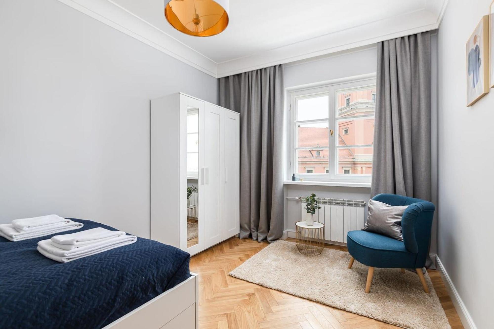 Plac Zamkowy - Apartment With City View By Noclegi Renters Warsaw Ngoại thất bức ảnh